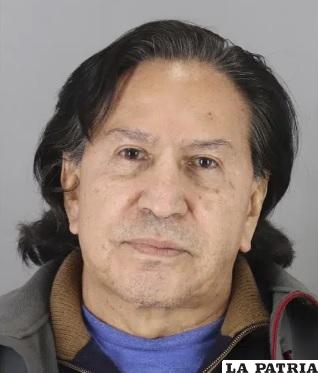 En esta fotografía de fichaje dada a conocer el 18 de marzo de 2019 por el Departamento de Policía del condado de San Mateo, se ve al expresidente de Perú Alejandro Toledo /AP