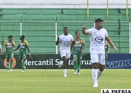 Doblete de Efmamj González para Real Santa Cruz /APG