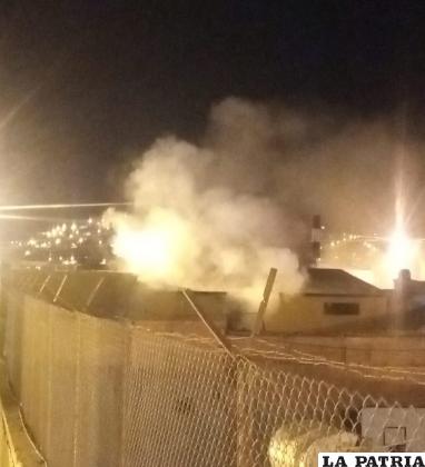El incendio se registró la madrugada de ayer /LA PATRIA

