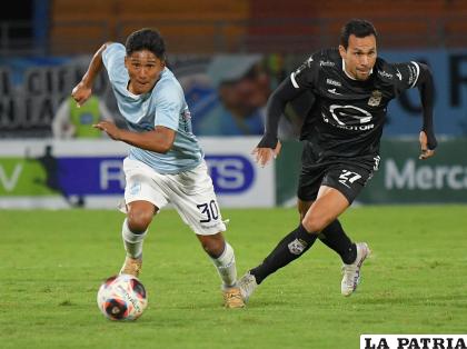 Real Santa Cruz y Aurora se enfrentaron recientemente y empataron 1-1, ahora ambos van por la victoria /APG