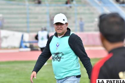 Eduardo Villegas entrenador de GV San José seguirá ensayando equipo /LA PATRIA