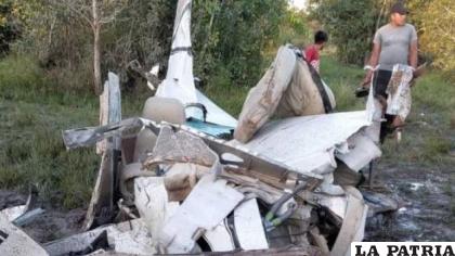 La avioneta cayó poco después de despegar /RRSS