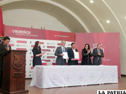 Firman acta de intenciones de intercambio de experiencias de regulación legal urbana entre el GAMO Turquía /LA PATRIA
