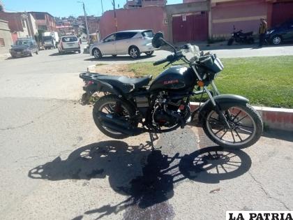 Tránsito trasladó la motocicleta a sus dependencias /Tránsito
