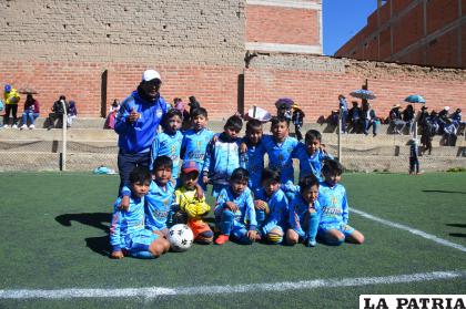 Futuro FC el mejor de la Sub 6 /LA PATRIA
