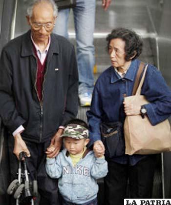 Un hijo en la ciudad, hasta dos en el campo, indica la política de planificación familiar china