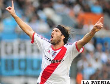 Pavone, goleador de River Plate