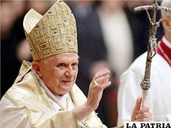 Benedicto XVI hoy beatificará a su antecesor Juan Pablo II