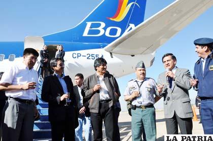 Presidente, Evo Morales, entregó este sábado en Cochabamba la quinta aeronave a Boliviana de Aviación (BoA)