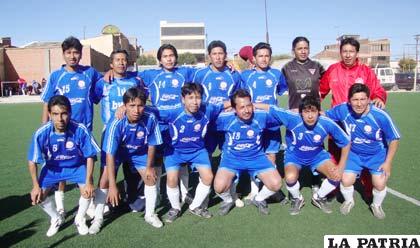 Equipo de fútbol de Oruro que terminó con la medalla de oro