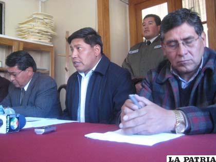 La conferencia de prensa ofrecida por los concejales munícipes