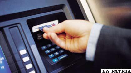 Entidades financieras deben cumplir estrictamente normativas de seguridad para evitar fraudes