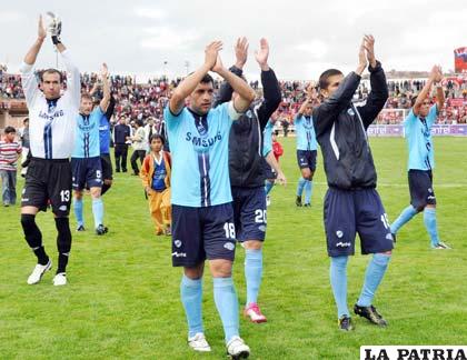 Jugadores de Bolívar, con muchas ganas de vencer esta tarde