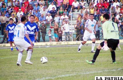 Juan Maraude autor de dos goles para la victoria de Real Mamoré