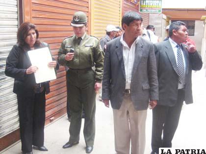 Una inspección realizada por autoridades de la comuna al mercado Bolívar