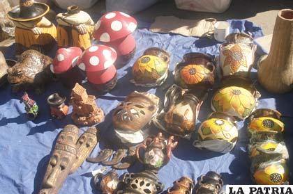 Hermosa artesanía se exhibe en la feria Oruro Moderno