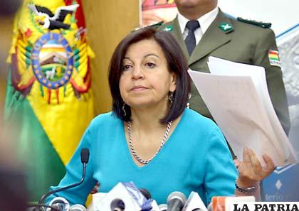 Ministra Morales anuncia el nuevo precio del azúcar