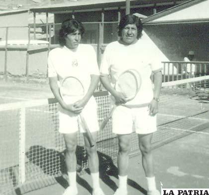 Walter Guevara en la práctica del tenis