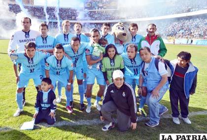 Equipo de Bolívar que conquistó el título del torneo Fundadores de la Liga