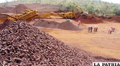 Retraso en la ejecución del proyecto siderúrgico del Mutún provoca reacción de cívicos