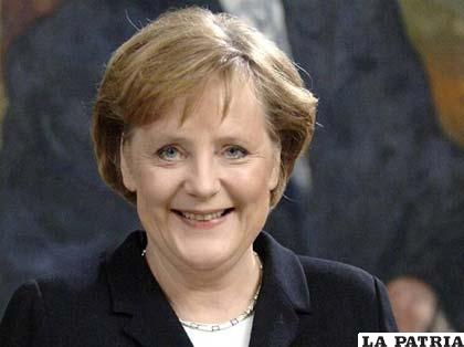 Angela Merkel impulsa las energías renovables
