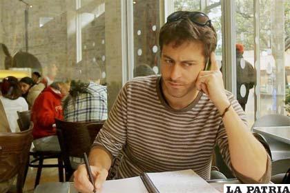 Continúa sin conocerse el paradero del periodista francés Roméo Langlois que se cree fue secuestrado por las FARC (Foto: lavozdelsandinismo.com)