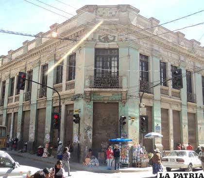 El edificio del Senape donde se pretende que funcione la Plataforma de Servicio