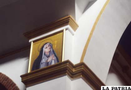 Piezas pictóricas que adornan espacios en el Santuario del Socavón