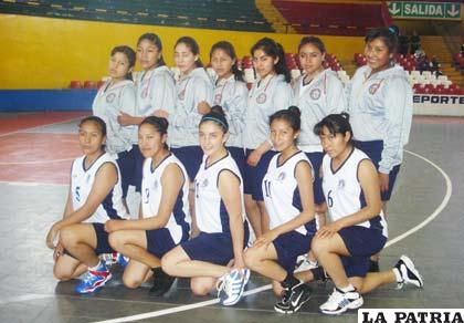 Selección femenina de basquetbol