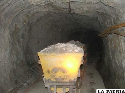 Nuestro país tiene una oportunidad única y tememos perderla, los precios de los minerales suben sin parar