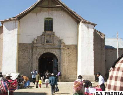 Iglesia colonial de Paria no sufrió daños por el temblor