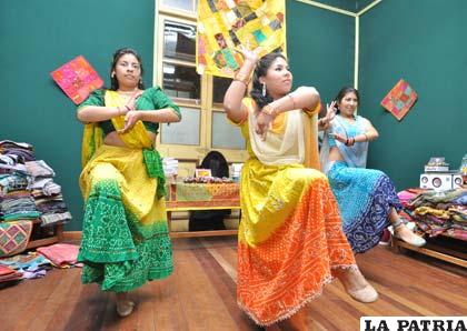 Danza de la India, un arte que de a poco cobra más adeptos