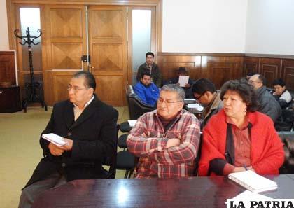Gobernación y Comité Cívico analizan pliego petitorio