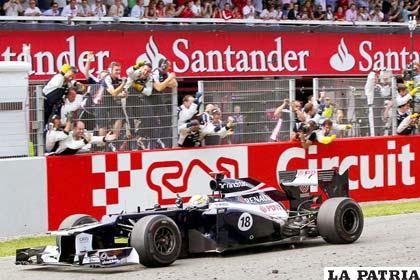 Una acción del Gran Premio de España celebrado ayer domingo en Barcelona (foto: portalautomotriz.com)