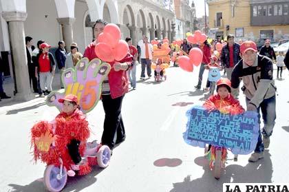 Niños del Hi 5 buscan concienciar a la población sobre el cuidado del medio ambiente