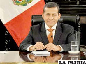 El presidente de Perú, Ollanta Humala este martes hará conocer la recomposición de su gabinete /fotos.starmedia.com