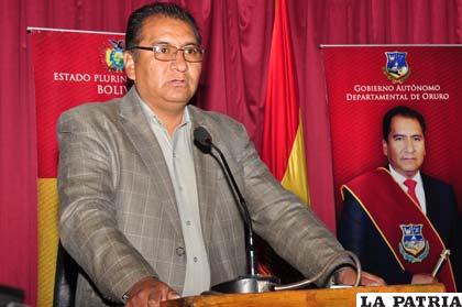 El gobernador Santos Tito es cuestionado por asambleístas del MSM