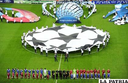 El show antes del partido fue espectacular (foto: foxsportsla.com)