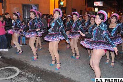 Los Sambos hicieron gala de su danza en nuevo aniversario institucional