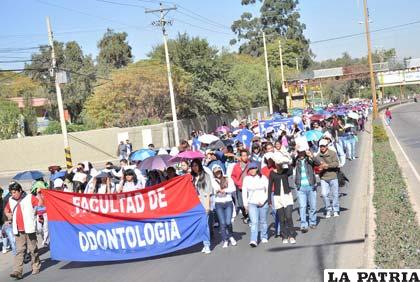 Universitarios retomarán las marchas de protesta hasta que liberen a sus compañeros que fueron detenidos /APG
