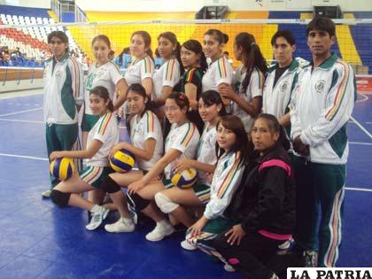 La selección femenina de voleibol terminó en el cuarto lugar 