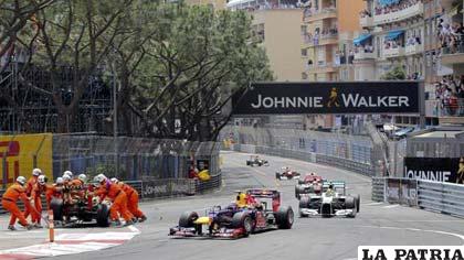 Una panorámica del Gran Premio de Mónaco donde el vencedor fue Mark Webber (foto: foxsportsla.com)