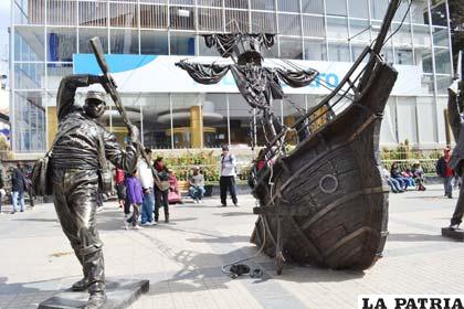 Esculturas que serán emplazadas en la plaza Litoral del Distrito 3