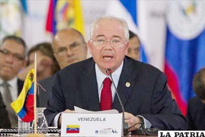 Ministro de Petróleo y Minería de Venezuela y presidente de Petróleos de Venezuela (PDVSA), Rafael Ramírez