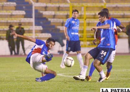 La Paz FC no pudo mantener la ventaja ante Blooming