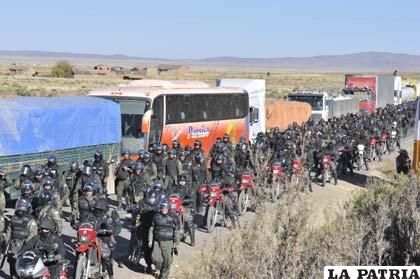 Centenares de efectivos policiales participaron en operativo de desbloqueo
