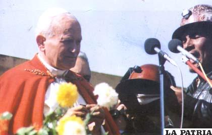 El Papa Juan Pablo II visitó Oruro hace 25 años