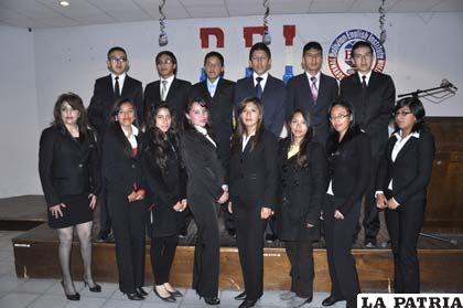 Graduados del Bolivian English Institute