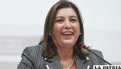 Eda Rivas, la primera peruana en el cargo de Canciller