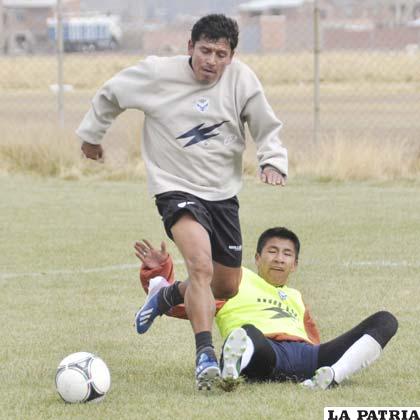 Abdón Reyes jugará en el mediocampo de San José